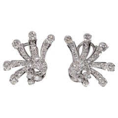 Vintage Circa 1970 Boucles d'oreilles en or 14k ornées de diamants naturels et de fleurs