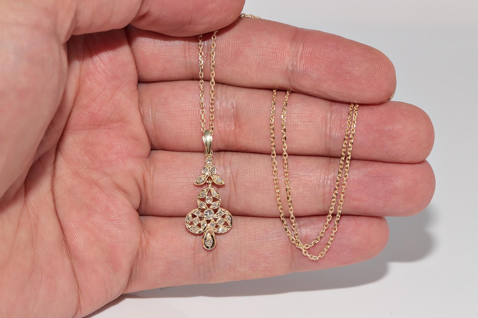 Vintage CIRCA 1970er Jahre 14K Gold natürlichen Diamanten verziert Anhänger Halskette Damen im Angebot
