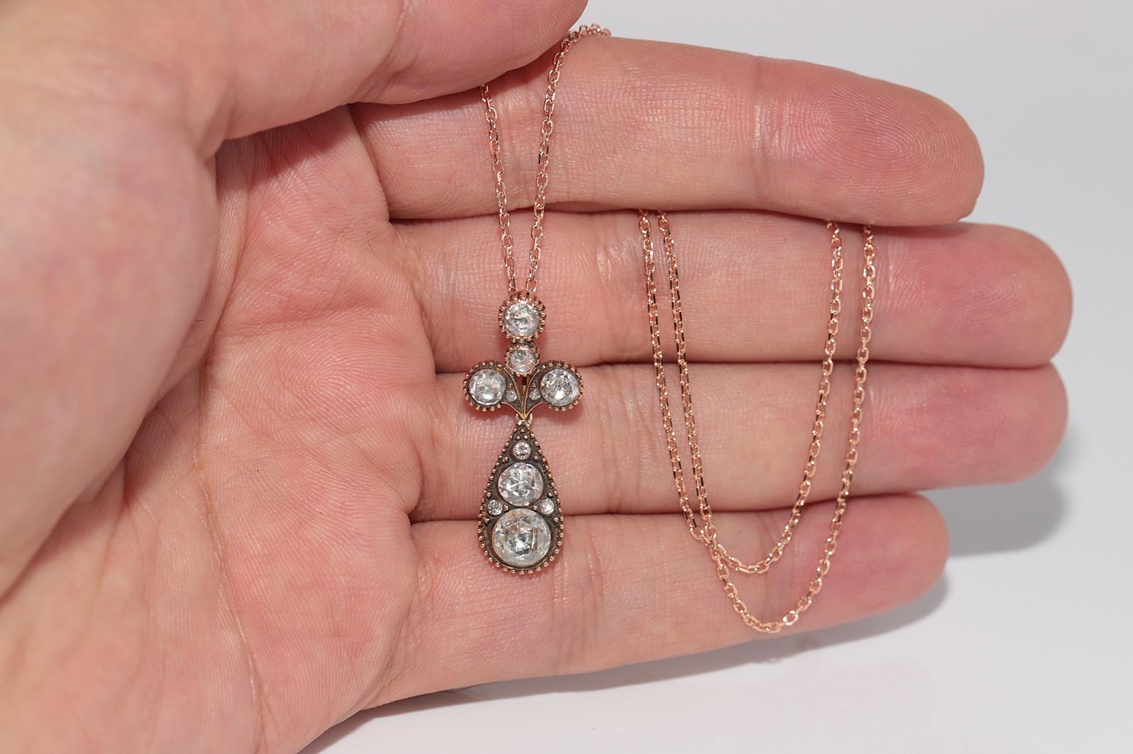 Vintage CIRCA 1970er Jahre 14k Gold natürlichen Diamanten verziert Anhänger Halskette im Angebot 1