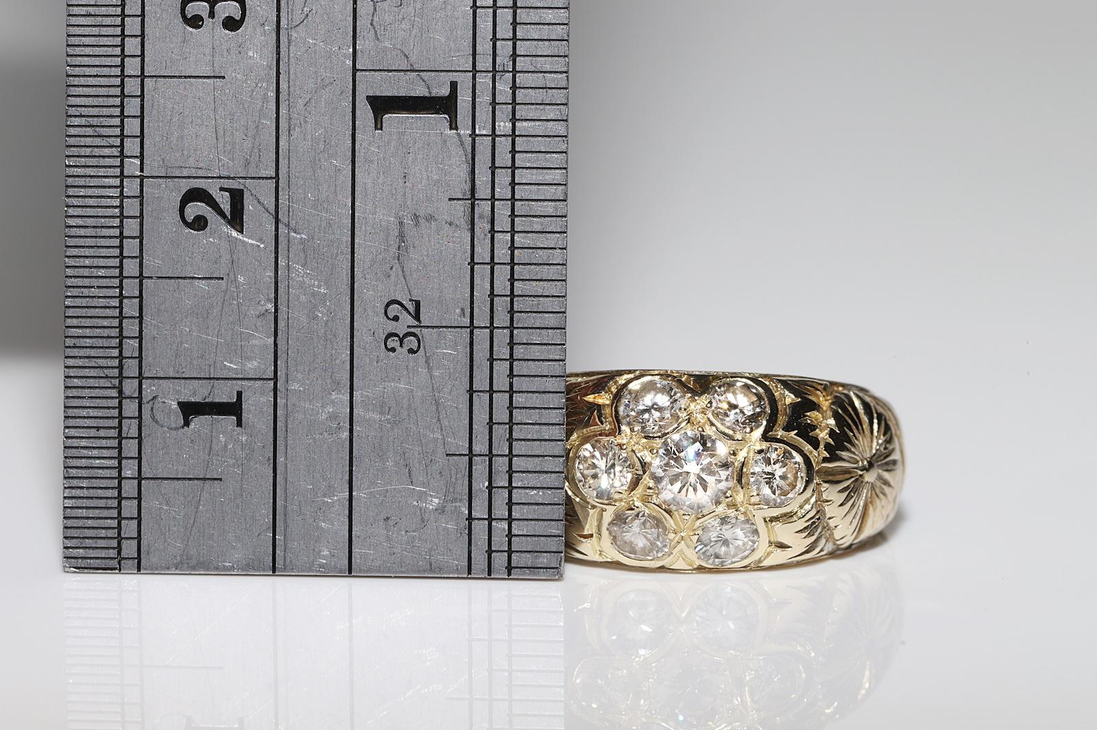 Anillo Vintage Circa 1970s Oro 14k Decorado con Diamantes Naturales Pretty Strong en venta 8