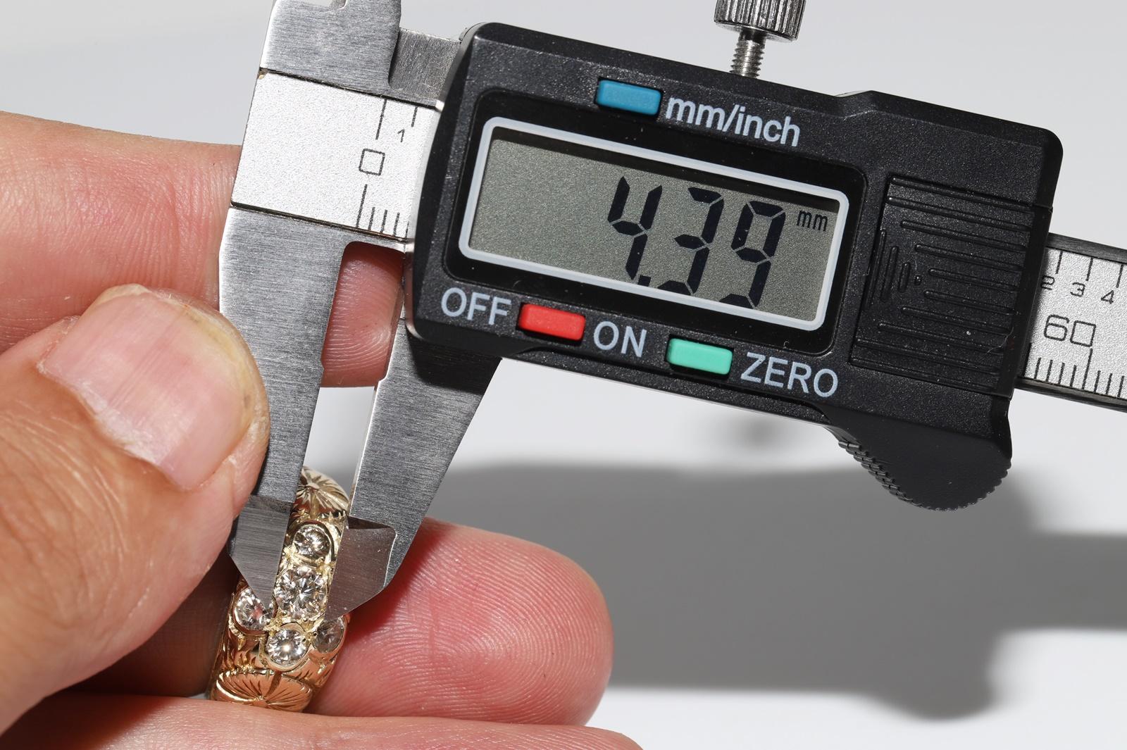 Anello d'epoca CIRCA 1970 in oro 14k con diamanti naturali decorati e piuttosto forti in vendita 10