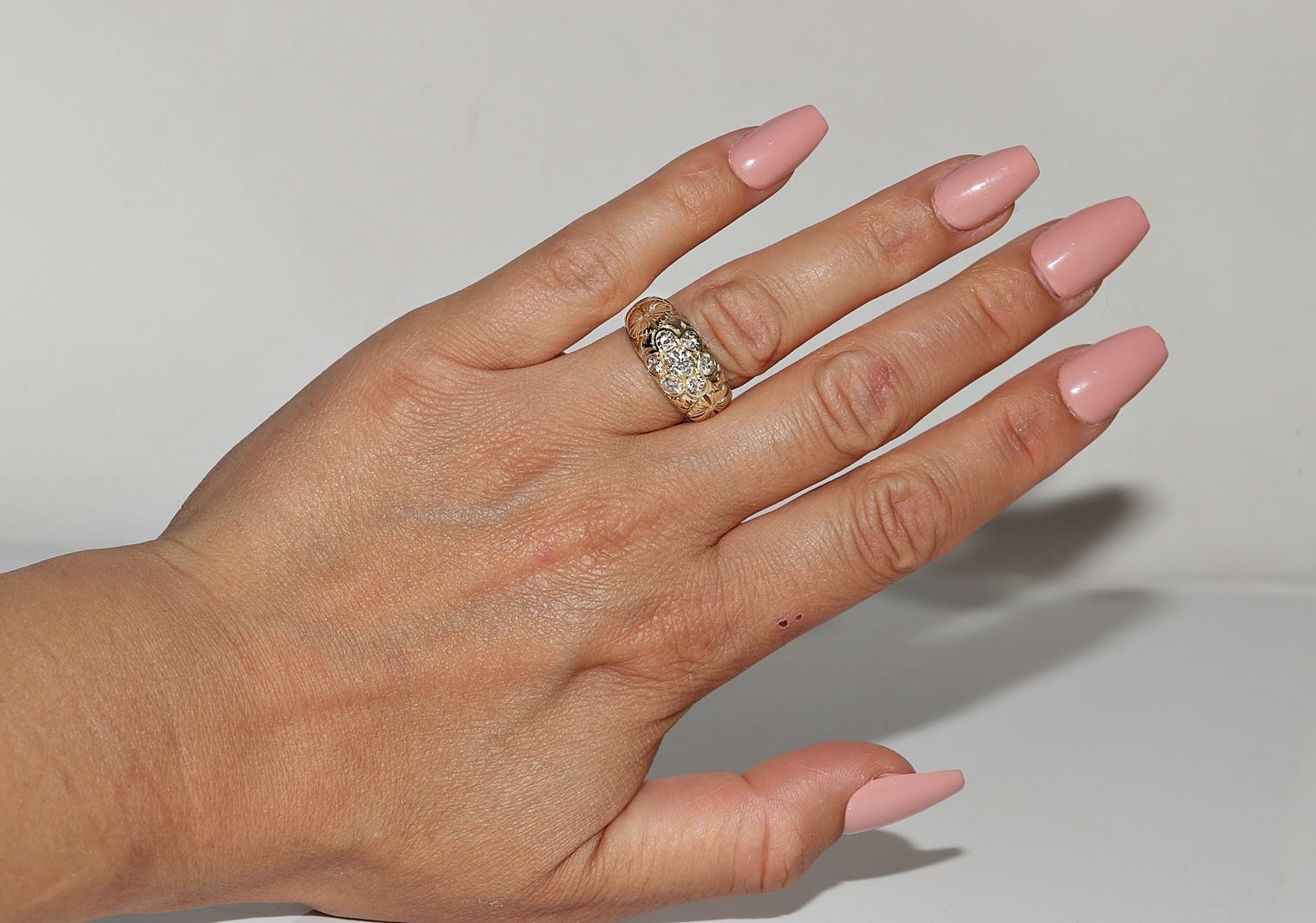 Anello d'epoca CIRCA 1970 in oro 14k con diamanti naturali decorati e piuttosto forti In condizioni buone in vendita a Fatih/İstanbul, 34