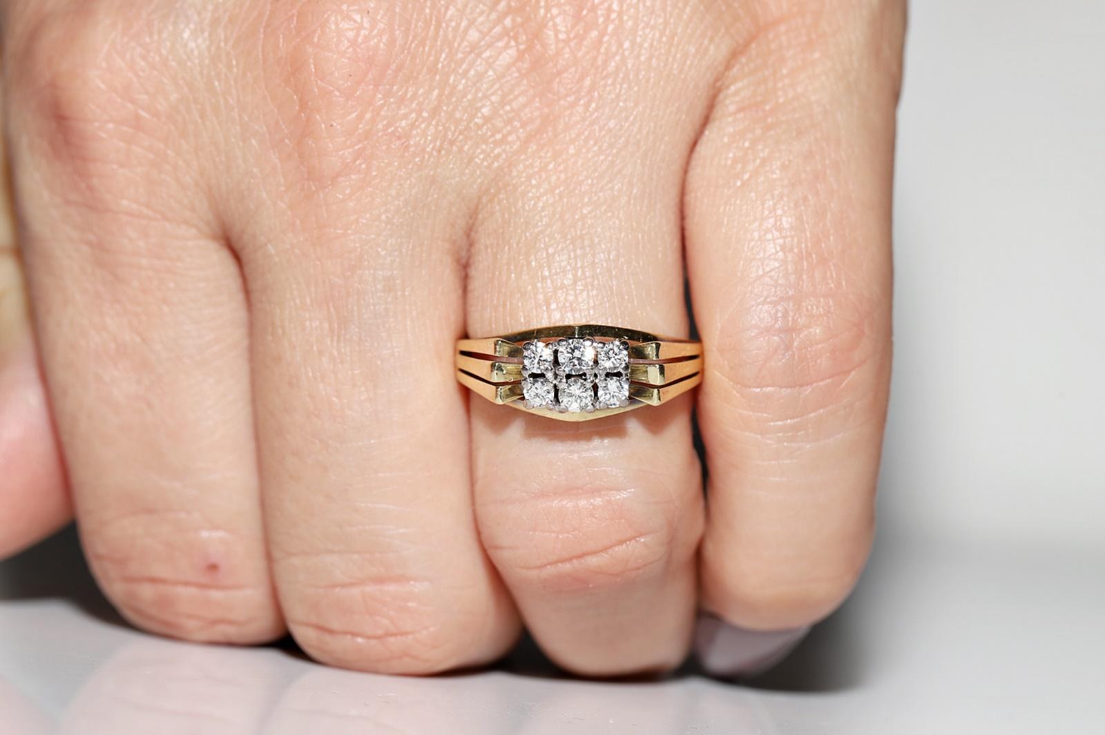 Vintage Circa 1970er Jahre 14k Gold Natürlicher Diamant Dekorierter Ring  im Angebot 10