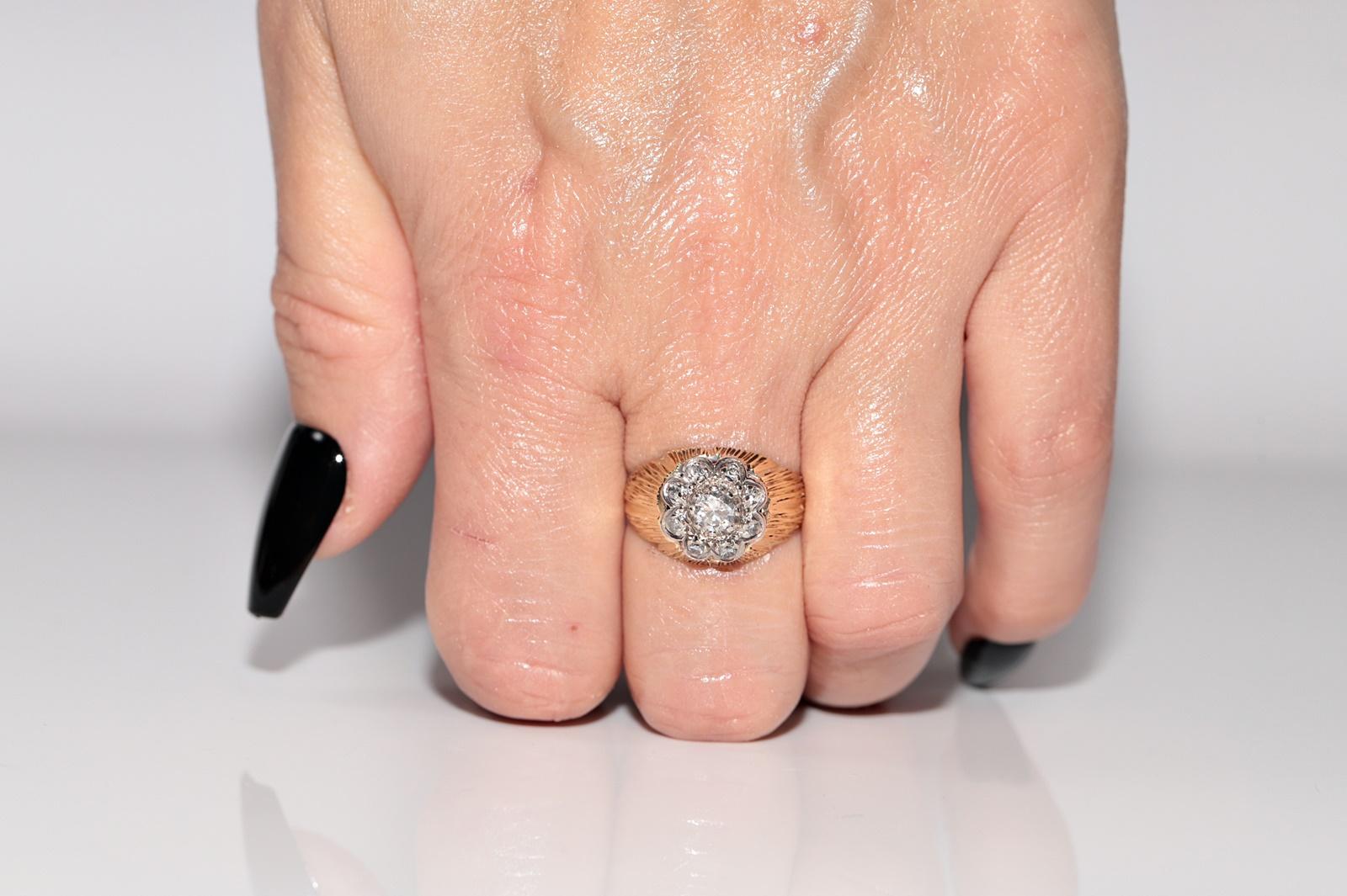 Vintage Circa 1970er Jahre 14k Gold Natürlicher Diamant Dekorierter Ring im Angebot 10
