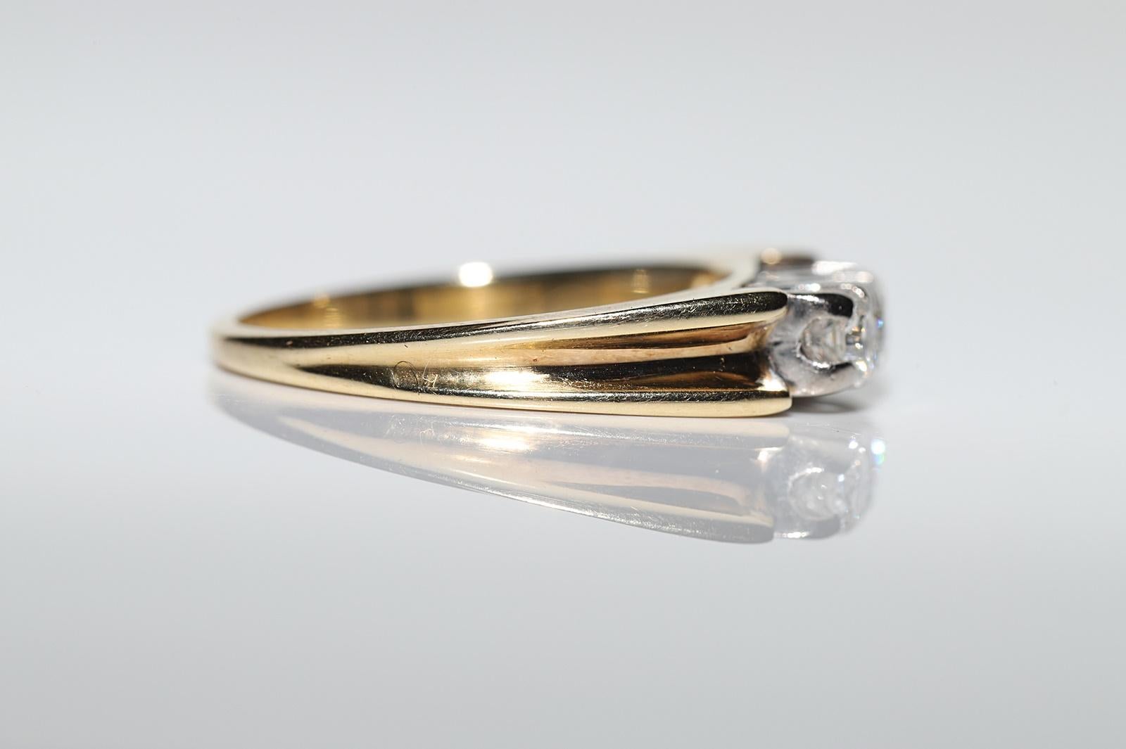 Vintage Circa 1970s 14k Gold Natural Diamond Decorateda Ring  For Sale 3