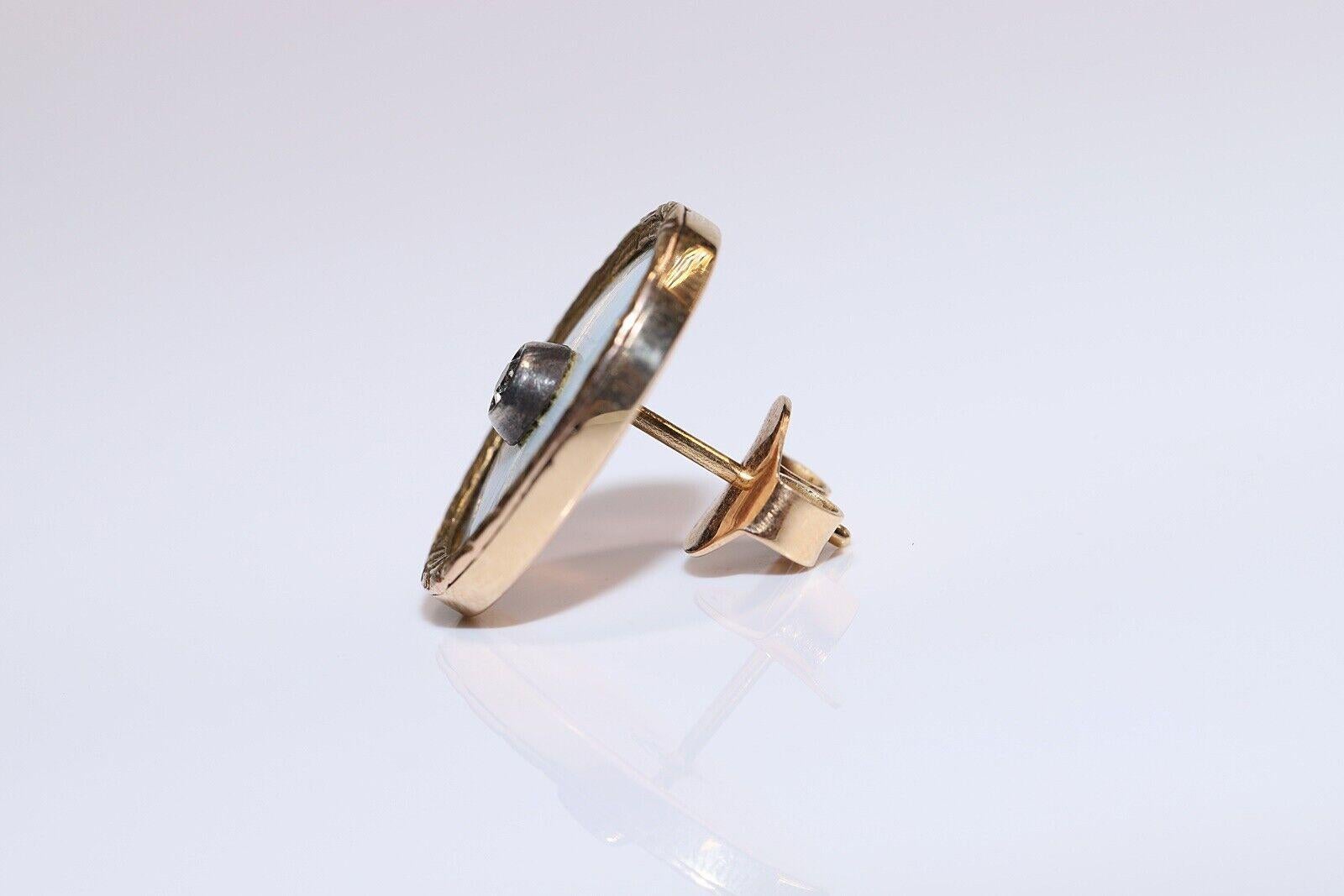 Vintage Circa 1970er Jahre 14k Gold natürlicher Diamant Emaille Solitär Ohrring Damen im Angebot