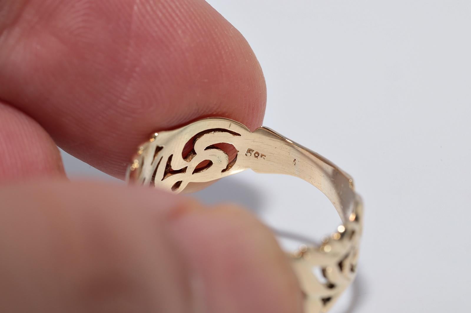 Vintage CIRCA 1970er 14k Gold Natürlicher Diamant N Buchstabe geschrieben Ring im Angebot 4