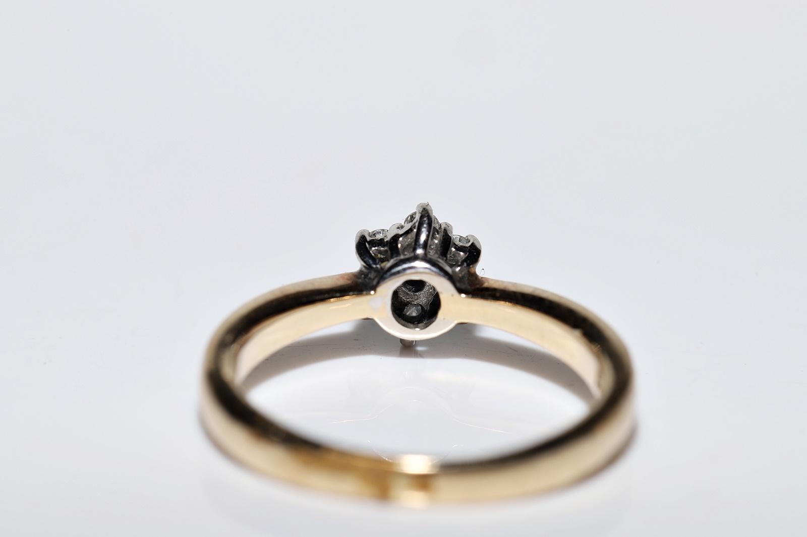 Vintage Circa 1970er Jahre 14k Gold natürlicher Diamantring im Angebot 3