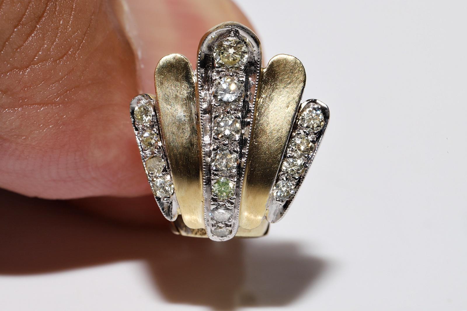 Vintage Circa 1970s 14k Gold Natural Diamond Shell Style Earring For Sale 4