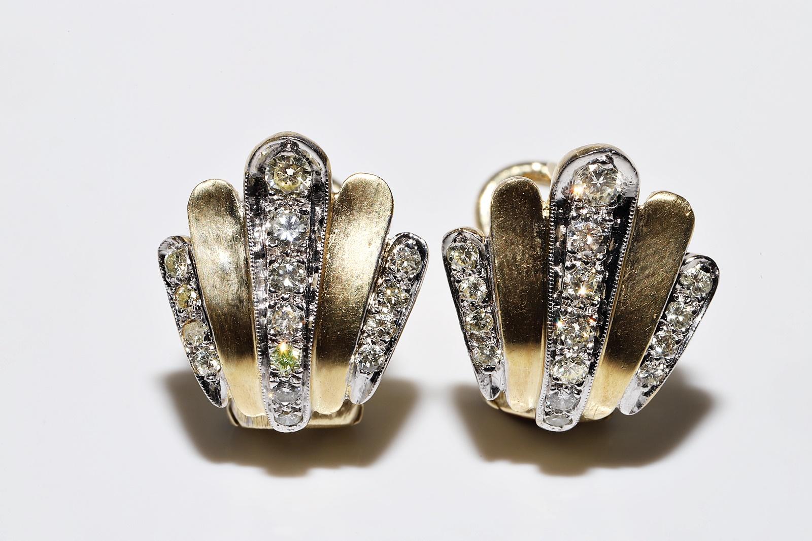 Ohrring aus 14 Karat Gold mit natürlichen Diamanten im Muschelstil, Vintage, ca. 1970er Jahre (Brillantschliff) im Angebot