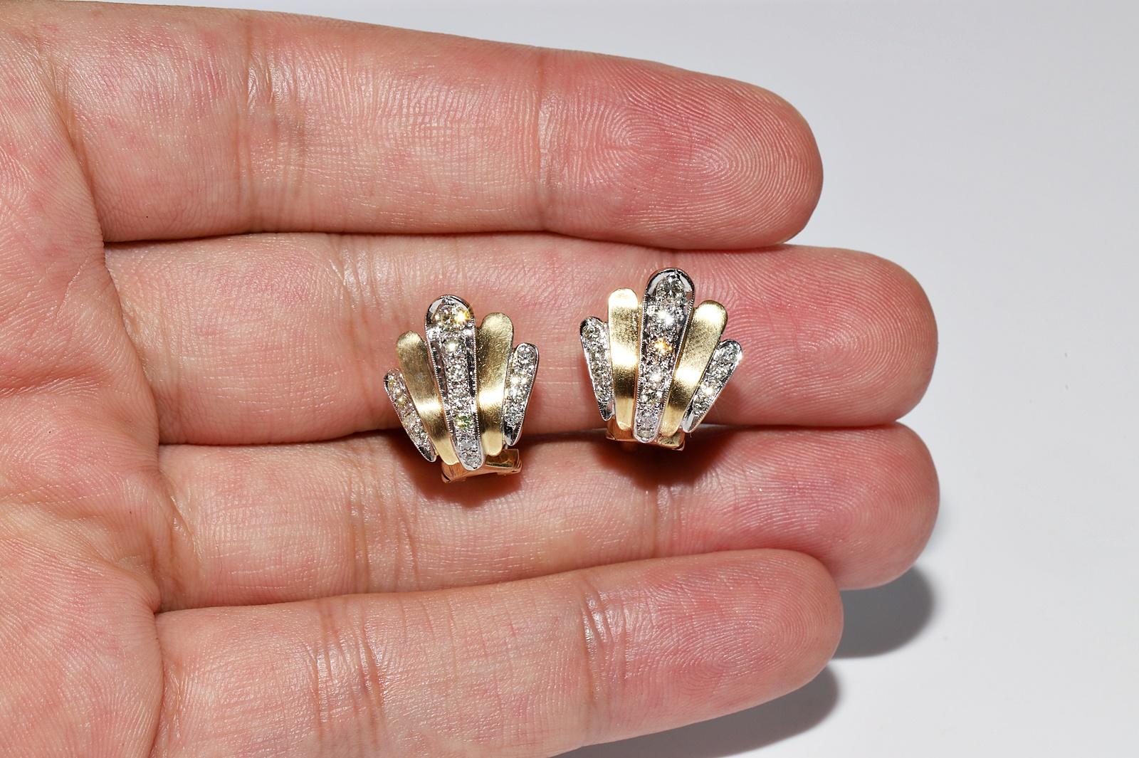 Vintage Circa 1970s 14k Gold Natural Diamond Shell Style Earring For Sale 3