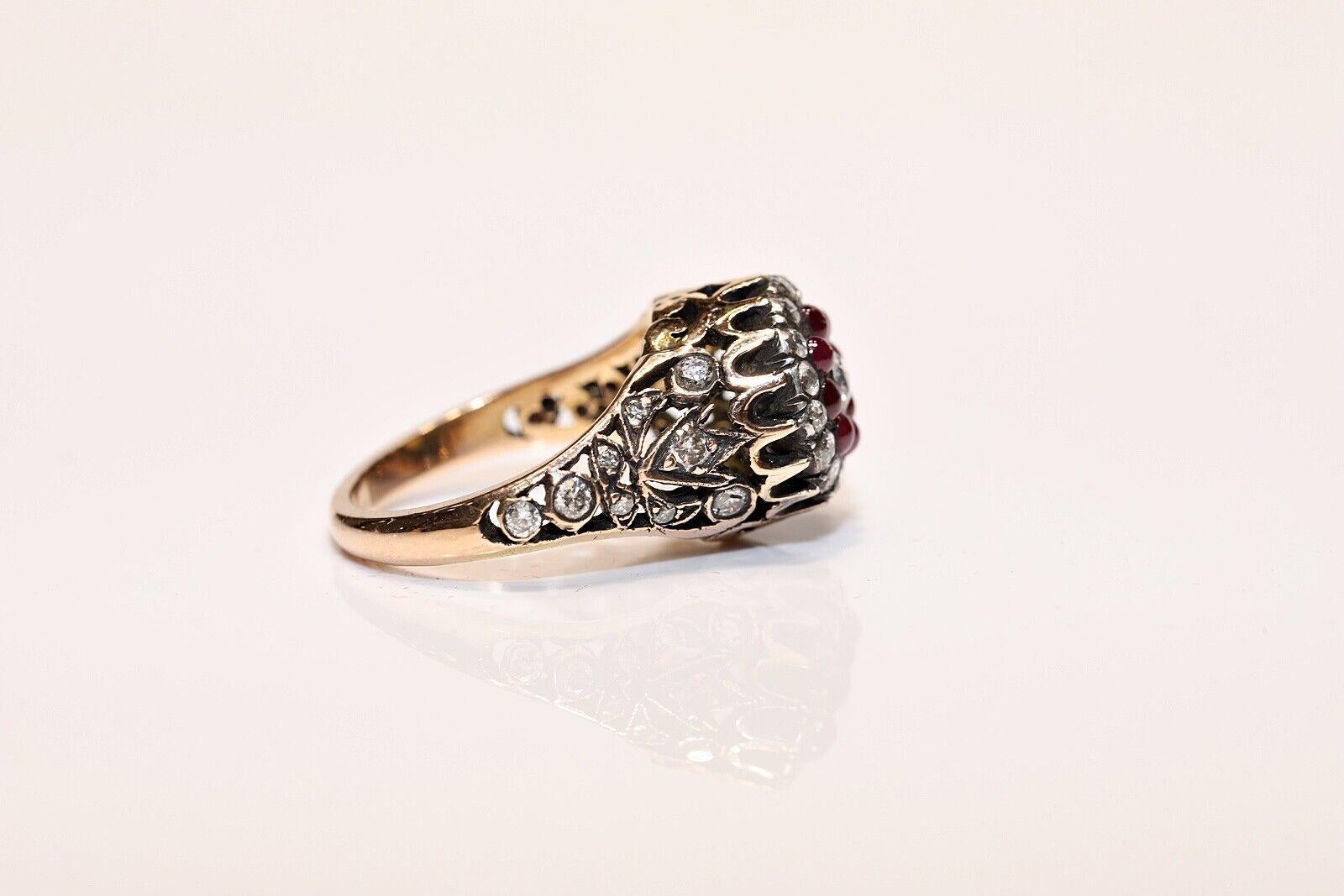 In very good condition.
Total weight is 6.7 grams.
Totally is rose cut diamond about 0.40 carat.
Totally is brilliant cut  diamond about 0.20 carat.
The diamond is has H color vs-s1 clarity.
Totally  is ruby 0.40 carat.
Ring size is US 6.5 (We offer