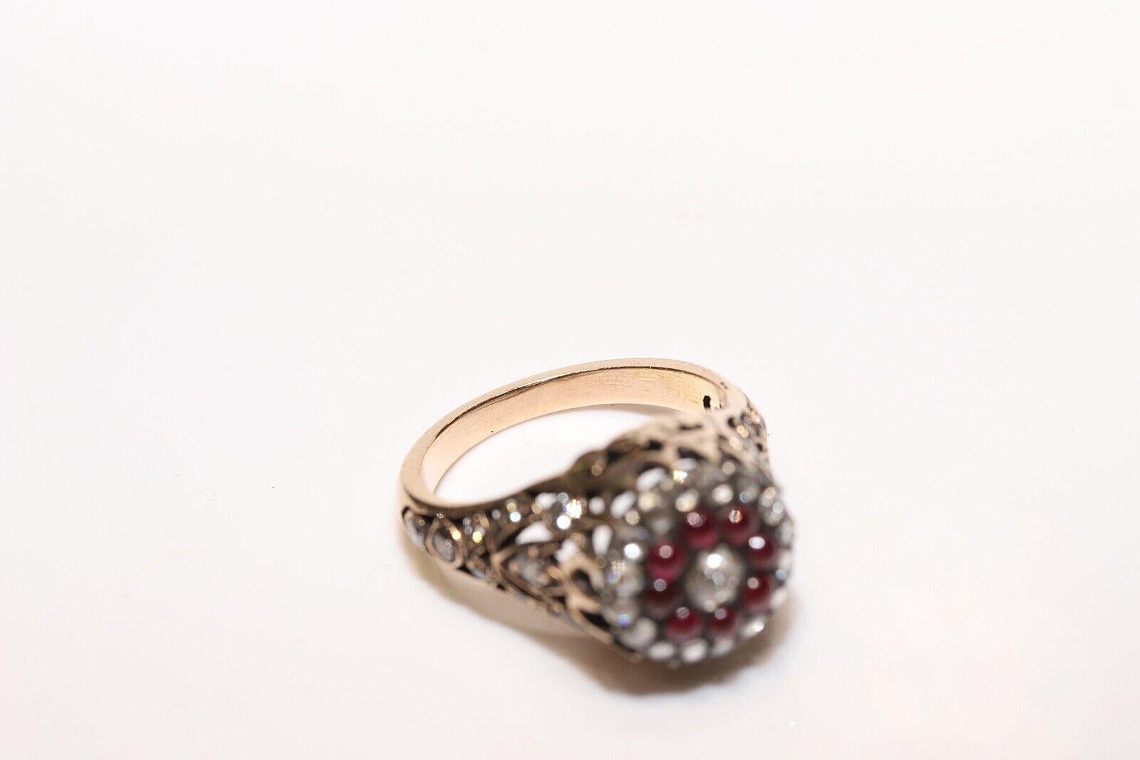 Women's Vintage Circa 1970s 14k Gold Natural Rose Cut Diamond And Cabochon Cut Ruby Ring For Sale