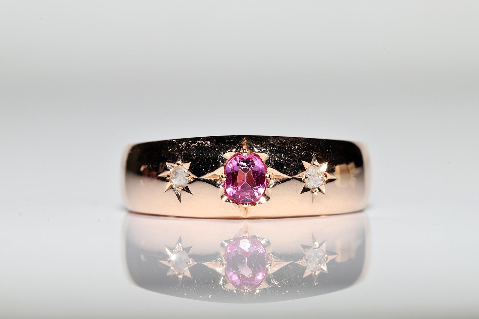 Rétro Bague vintage des années 1970 en or 14 carats avec diamants naturels taille rose et rubis  en vente