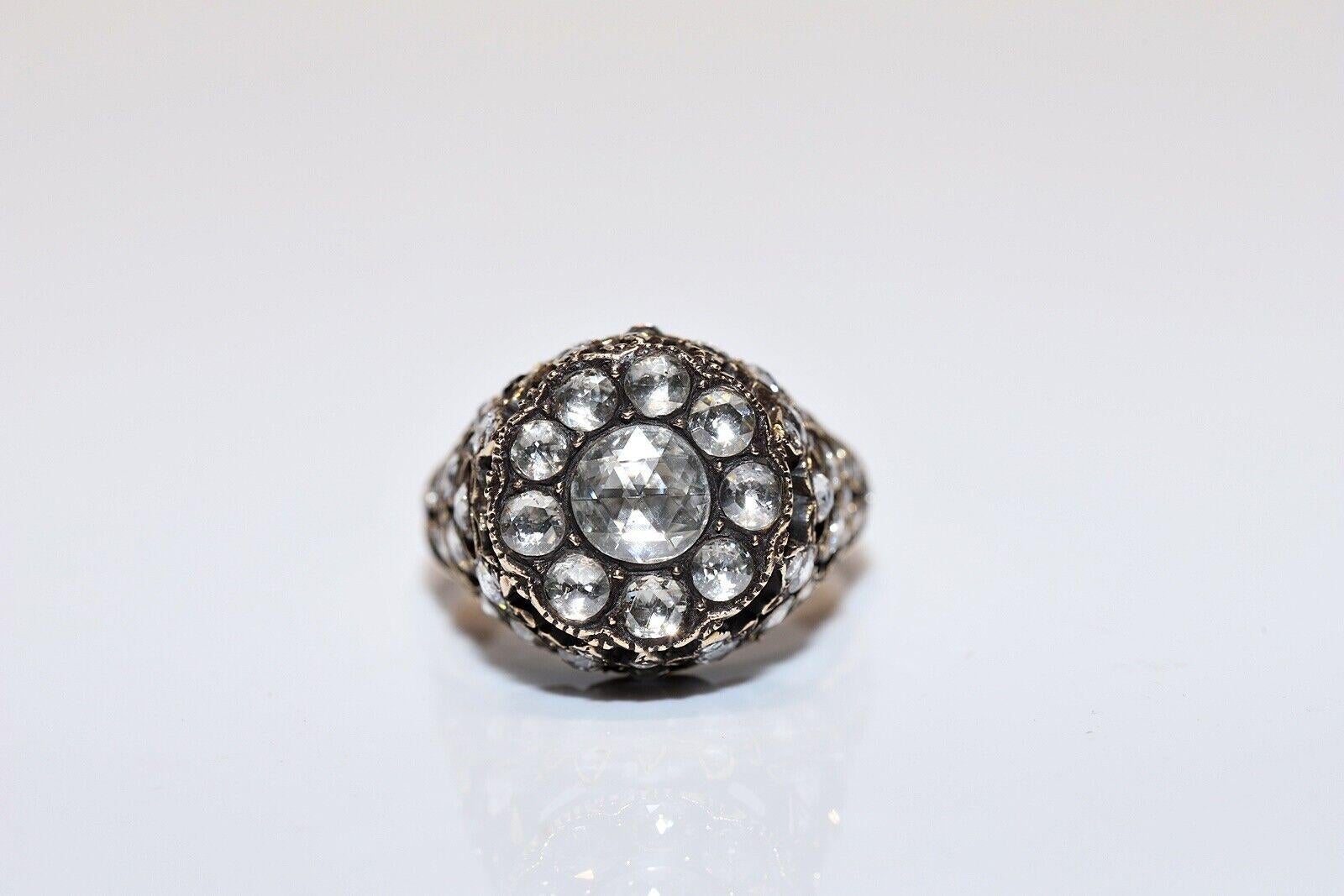 In sehr gutem Zustand.
Das Gesamtgewicht beträgt 10.2 Gramm.
Ringgröße ist US 8 (Wir bieten kostenlose Größenänderung)
Insgesamt ist Diamant etwa 2,30 Karat.
Der Diamant ist vs-s1 Klarheit und G-H Farbe.
Original Vintage-Artikel, etwa 50 Jahre