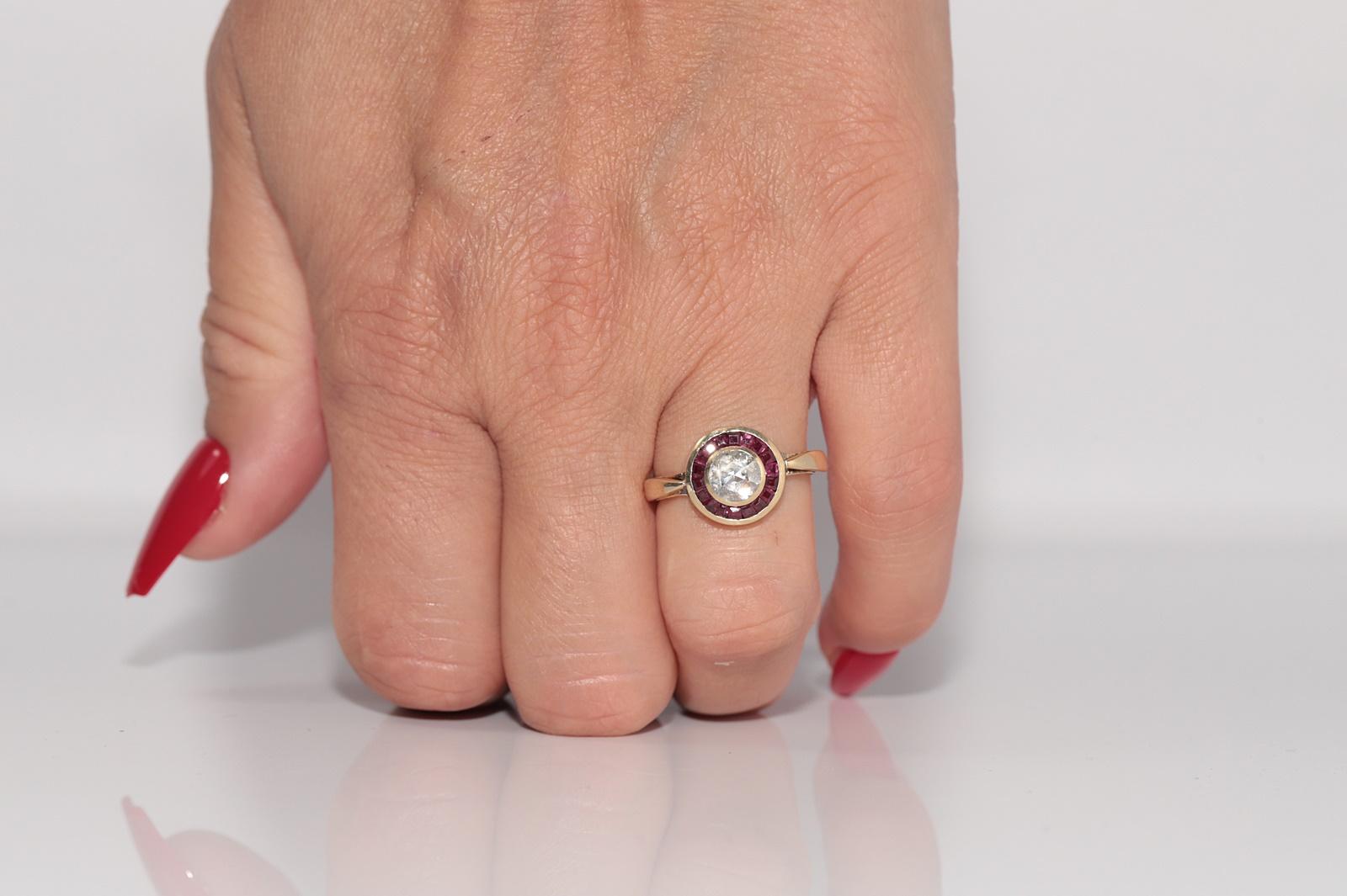 Anello solitario in oro 14k con diamante naturale taglio rosa e rubino, vintage, anni '70 circa. in vendita 8
