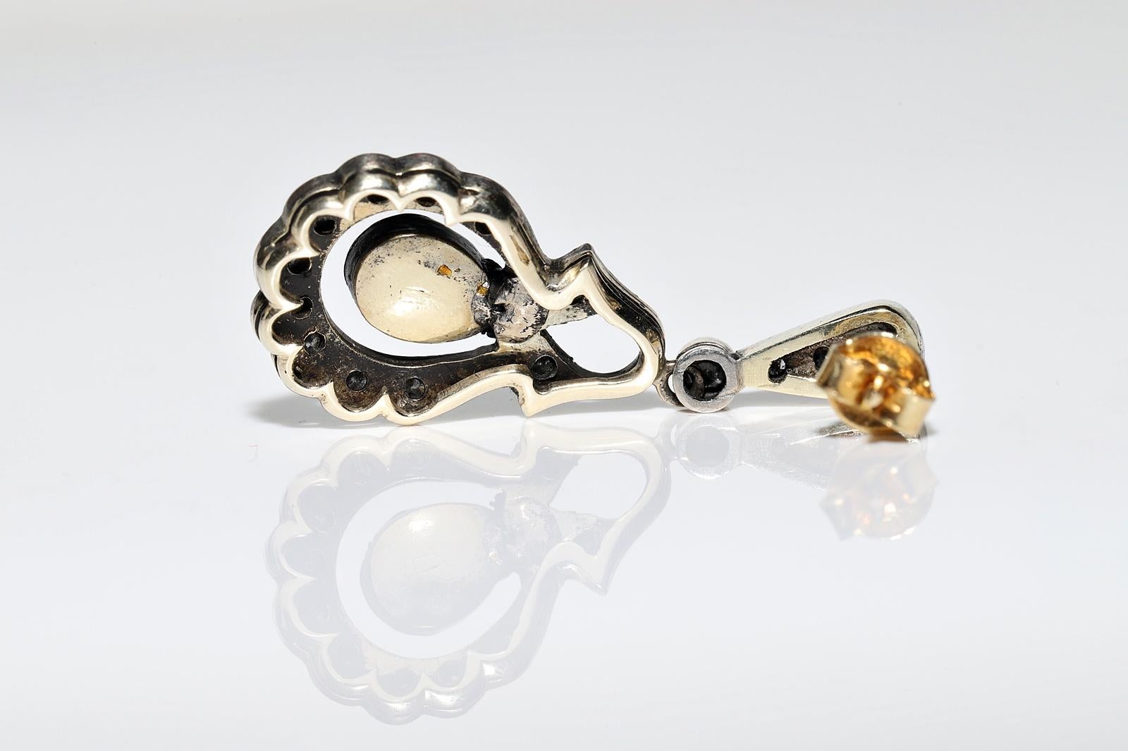 Circa 1970er Jahre  14k Gold Top Silber Natürlicher Diamant Dekorierter Tropfenohrring im Angebot 8