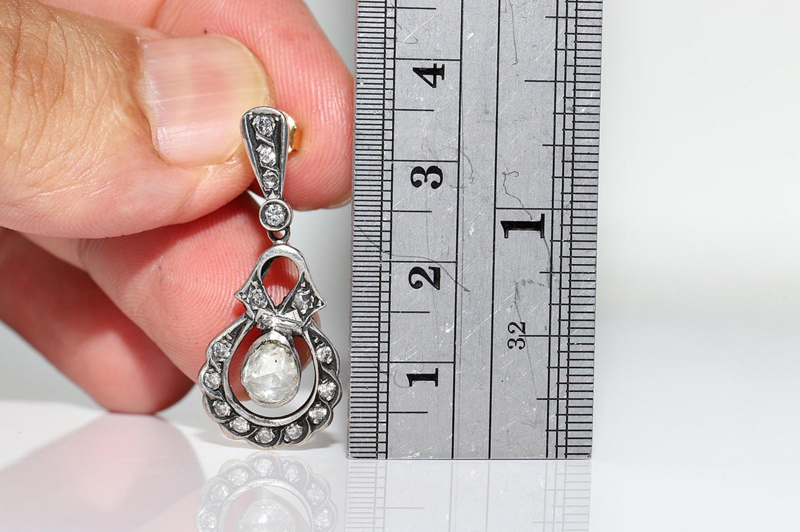 Circa 1970er Jahre  14k Gold Top Silber Natürlicher Diamant Dekorierter Tropfenohrring im Angebot 10