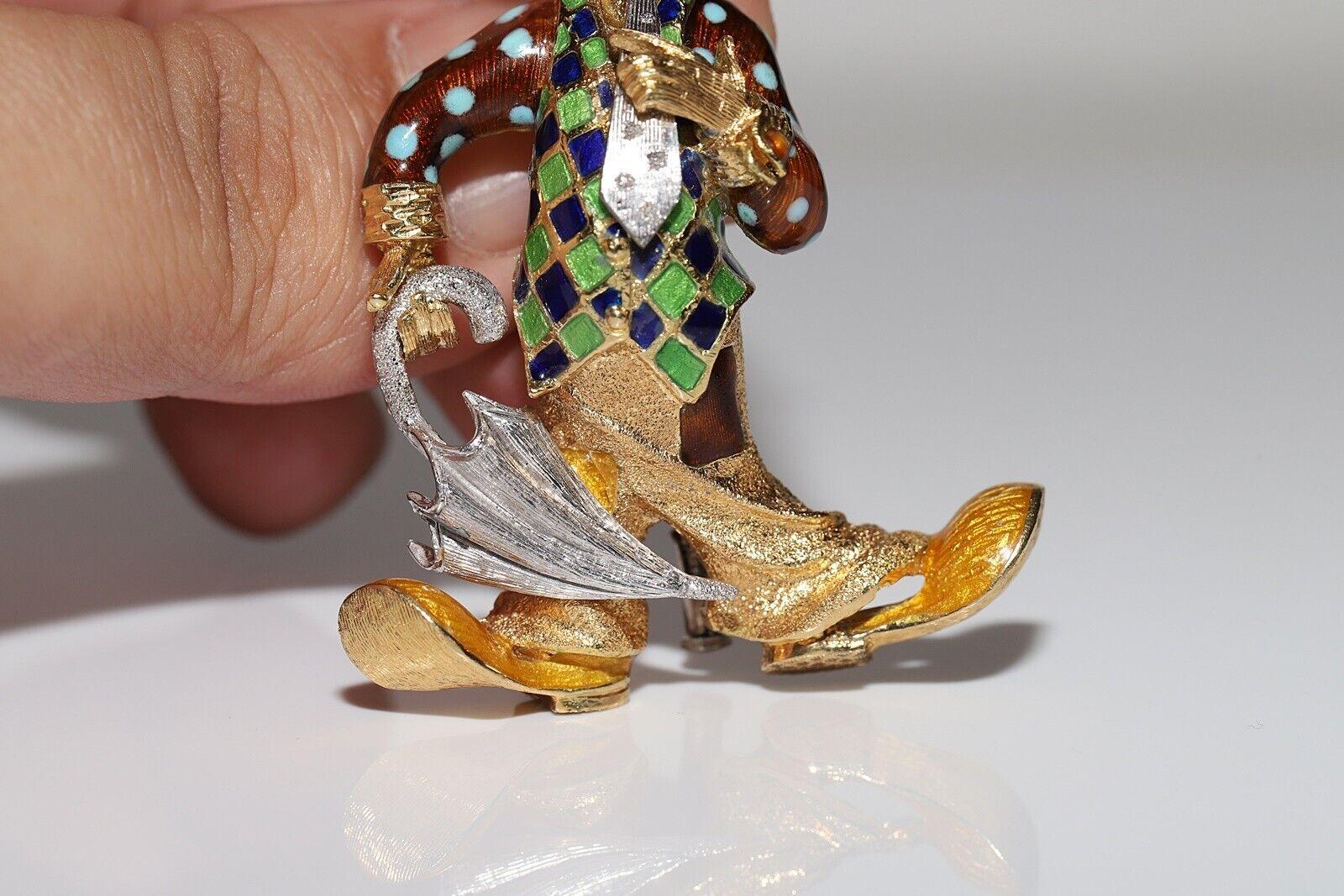 Vintage Circa 1970s  18k Gold Clown Enamel Amazing Brooch For Sale 6