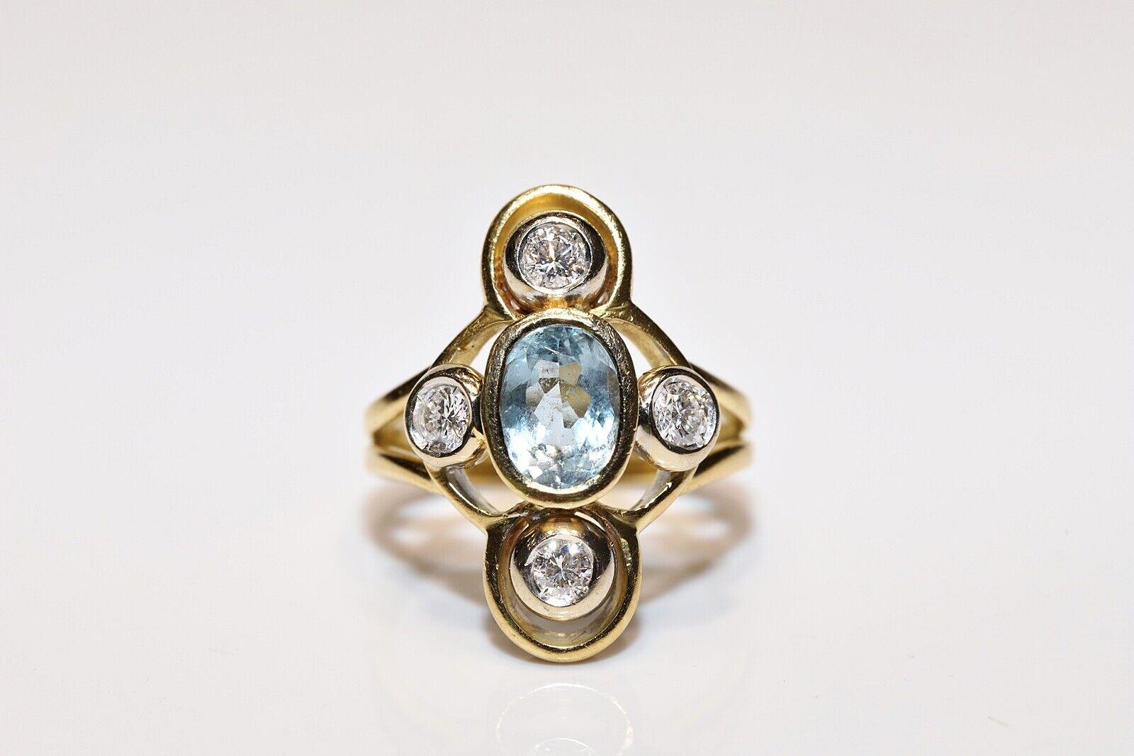 Vintage Circa 1970s 18k Gold Natural Diamond And Aqua Marine Navette Ring For Sale 3