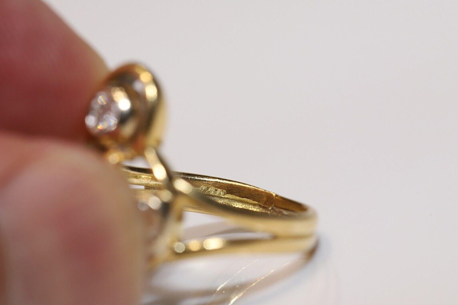 Taille brillant Bague navette vintage des années 1970 en or 18 carats avec diamant naturel et aigue-marine en vente
