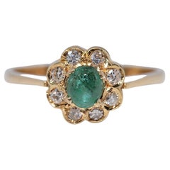 Vintage CIRCA 1970s 18k Gold Natürlicher Diamant und Cabochon Schliff Smaragd Ring