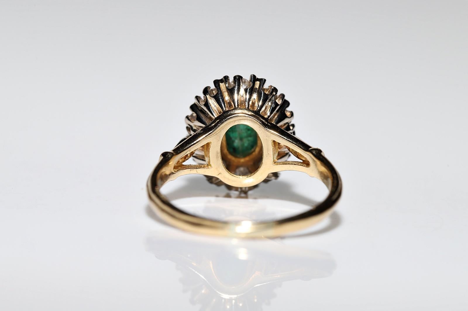 Vintage-Ring aus 18 Karat Gold mit natürlichem Diamant und Smaragd im Cabochon-Schliff, ca. 1970er Jahre 5