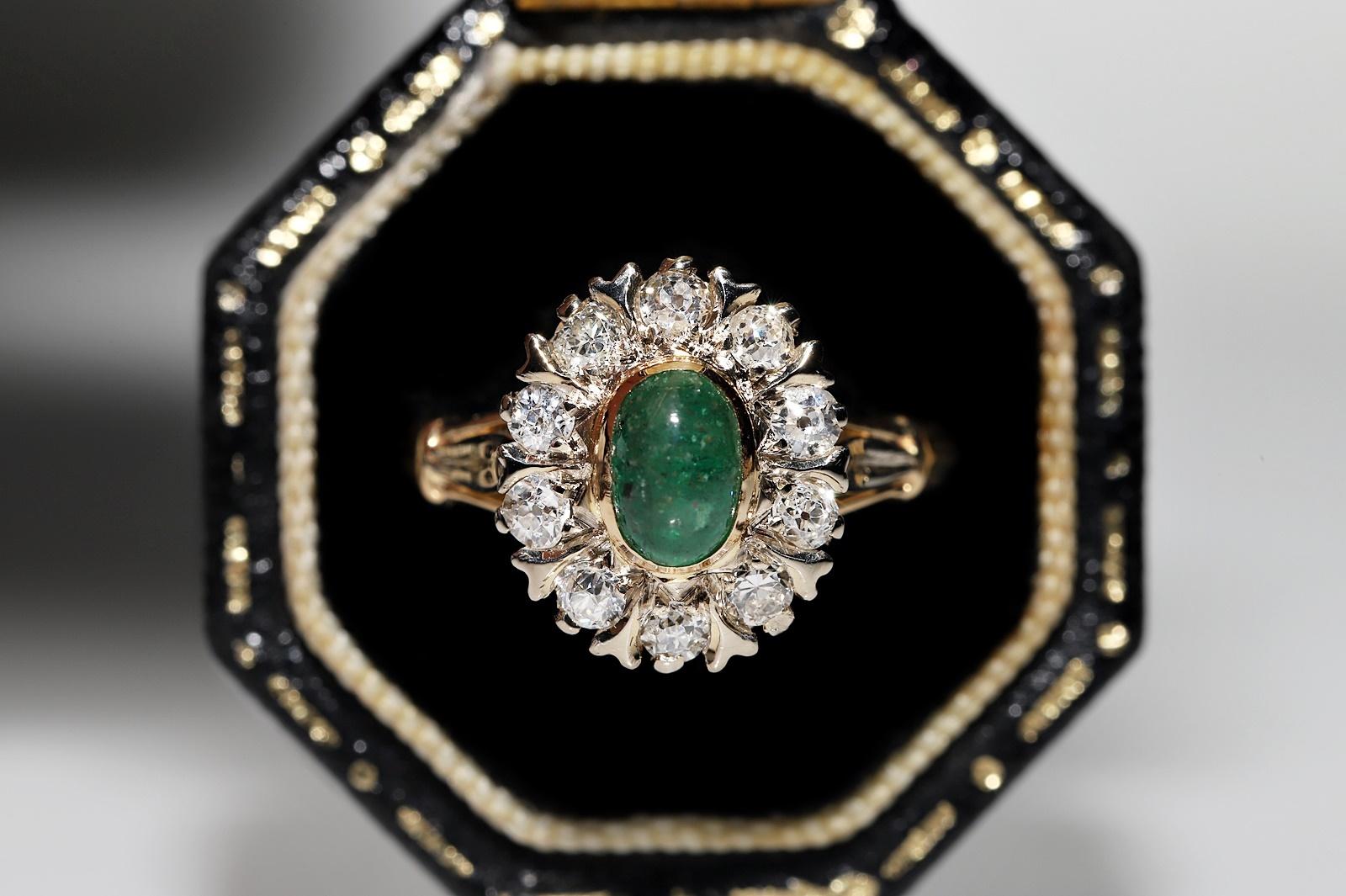 Vintage-Ring aus 18 Karat Gold mit natürlichem Diamant und Smaragd im Cabochon-Schliff, ca. 1970er Jahre 9
