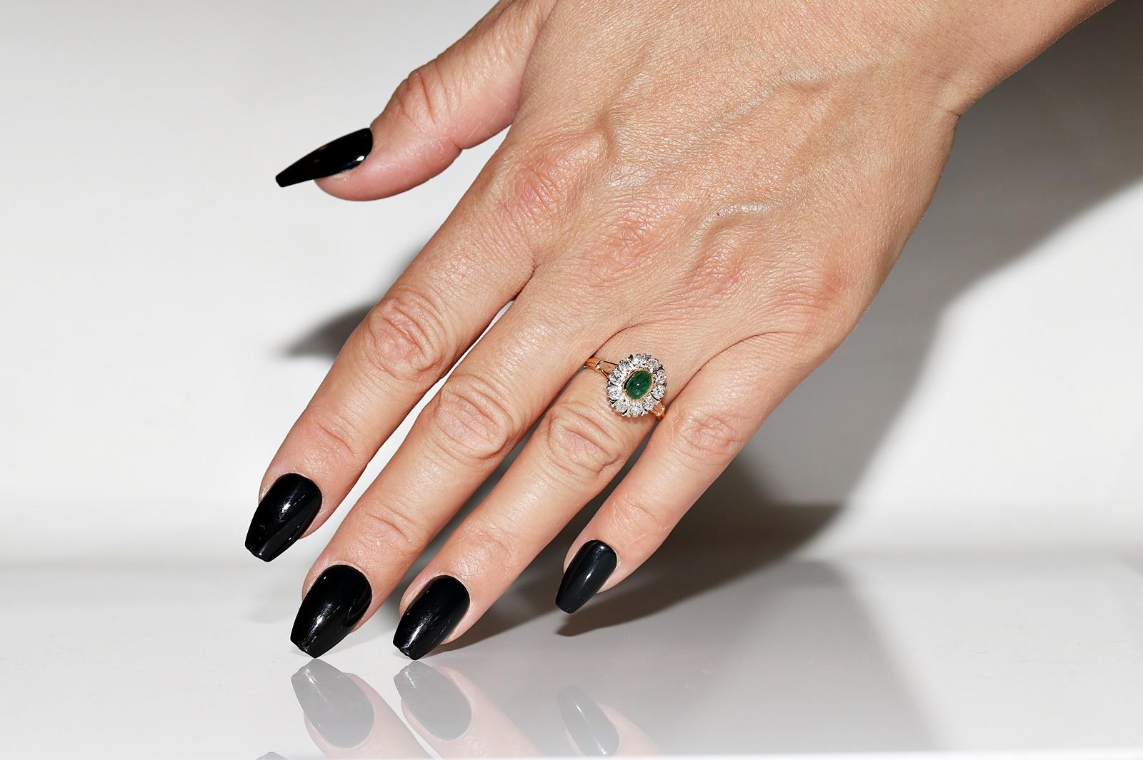 In sehr gutem Zustand.
Das Gesamtgewicht beträgt 4.2 Gramm.
Insgesamt ist Diamant 0,67 ct.
Der Diamant hat die Farbe H und die Reinheit vvs-vs-s1.
Ringgröße ist US 5.5 (Wir bieten kostenlose Größenänderung)
Wir können jede Größe herstellen.
Die Box