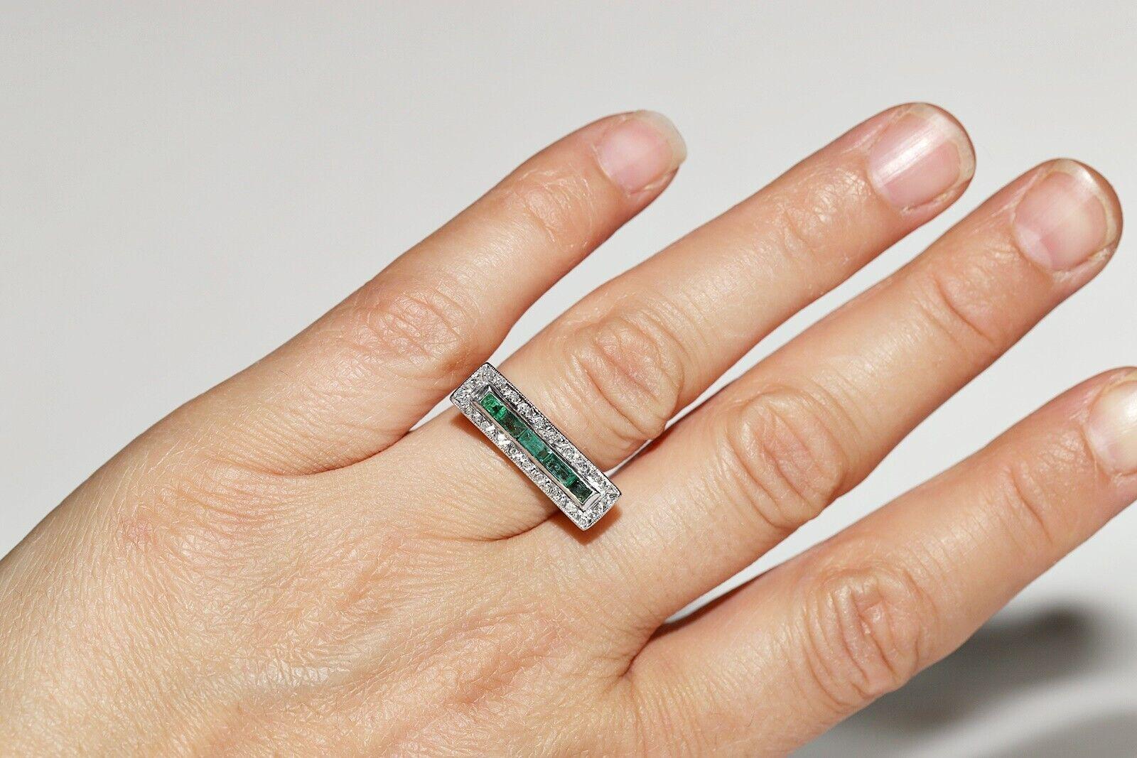 Vintage Circa 1970s 18k Gold Natural Diamond And Caliber Emerald Ring For Sale 7