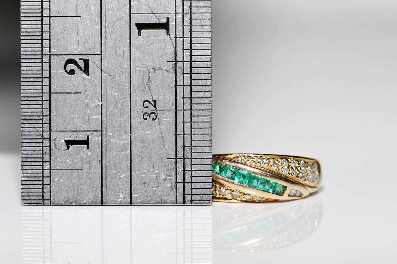 Vintage Circa 1970er Jahre 18k Gold Natürlicher Diamant und Kaliber Smaragd Ring  im Angebot 9