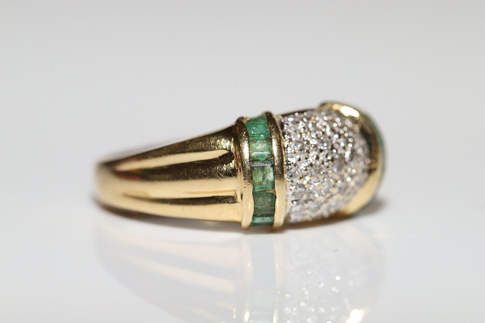 Retro Vintage Circa 1970s 18k Gold Natural Diamond And Caliber Emerald Ring For Sale