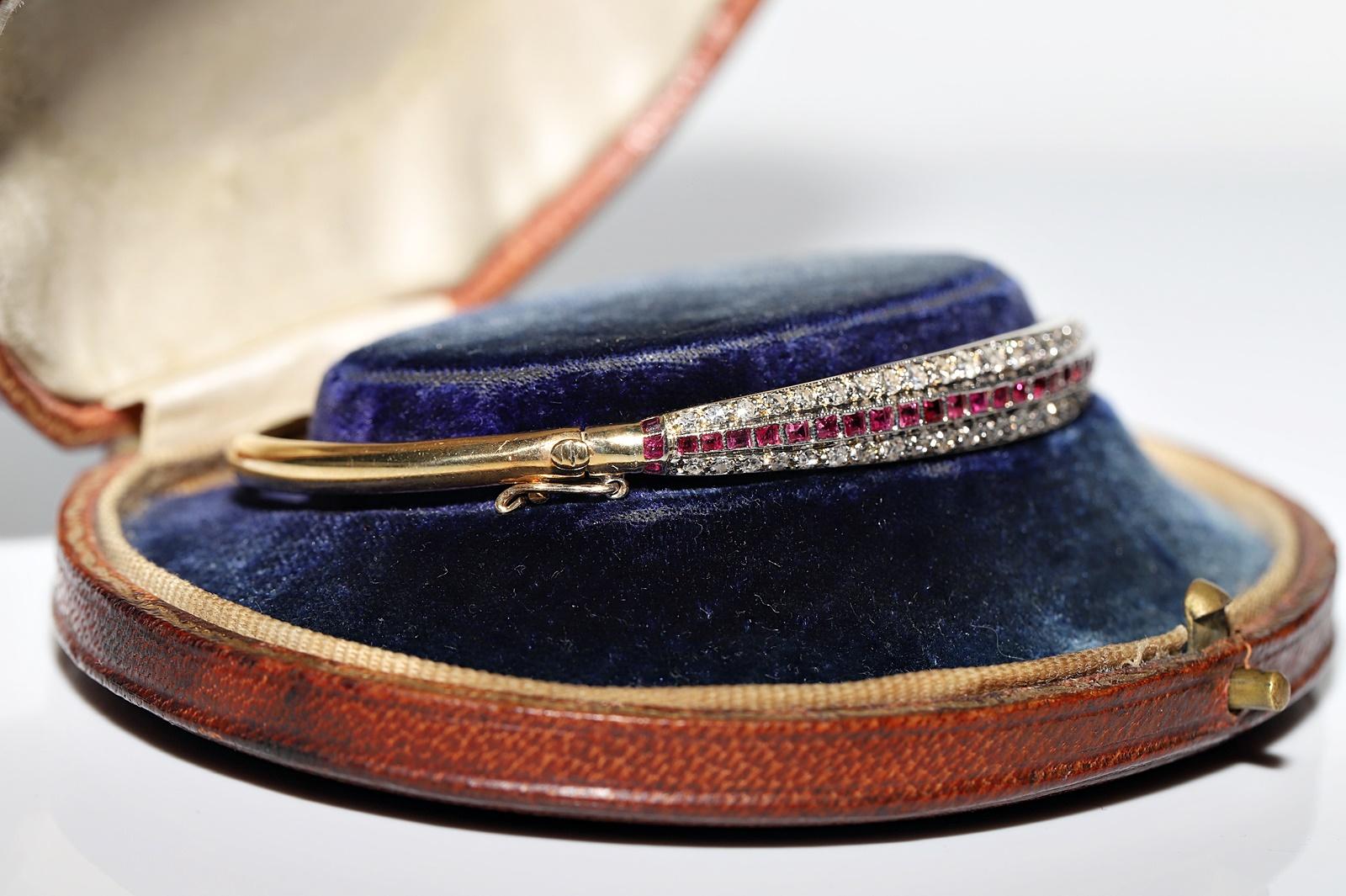 Brilliant Cut Vintage Circa 1970s 18k Gold Natural Diamond And Caliber Ruby Bracelet For Sale