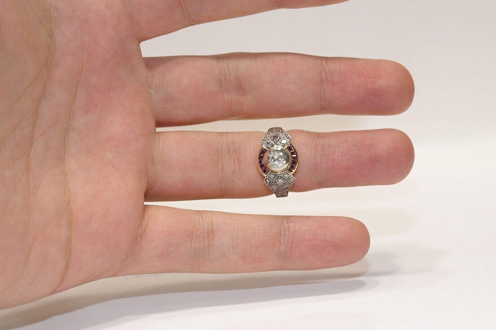 In very good condition.
Total weight is 8.9 grams.
The center rose cut diamond is about 0.80 carat.
The side brilliant cut diamond is about 0.25 ct.
The diamond is has s2-Pique 1 clarity and I color.
Original vintage item about 50 years old.
Ring