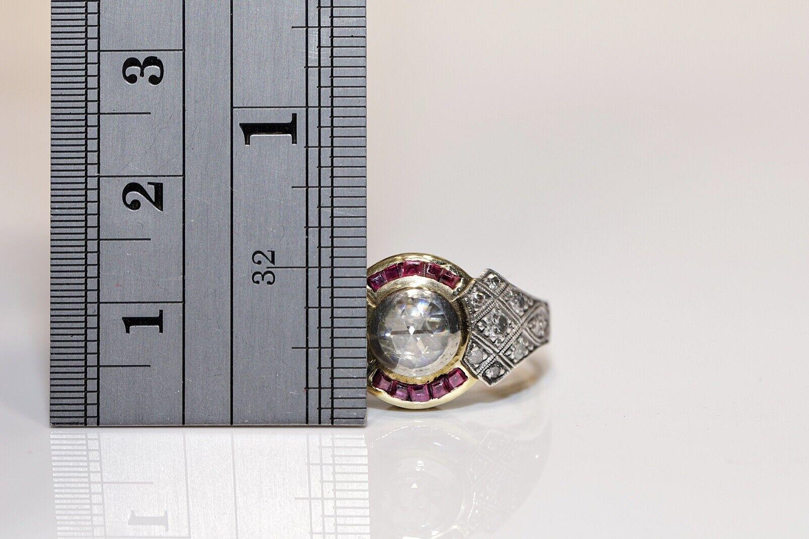 Vintage Circa 1970er Jahre 18k Gold Natürlicher Diamant und Kaliber Rubin Dekorierter Ring im Angebot 3