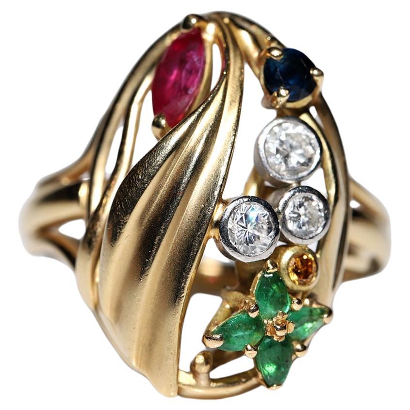 Vintage Circa 1970s 18k Gold Natural Diamond And Emerald Ruby Sapphire Ring For Sale