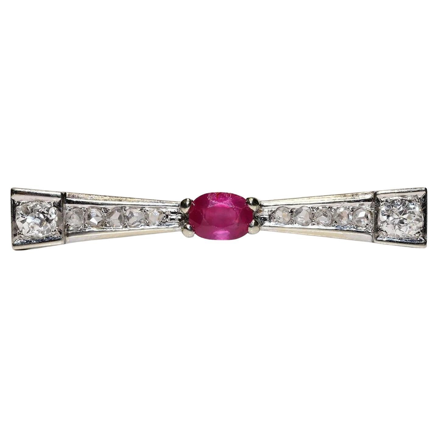 Vintage Circa 1970s 18k Gold Natural Diamond And Ruby Decorated Brooch For Sale