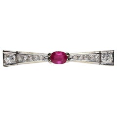 Vintage Circa 1970s 18k Gold Natural Diamond And Ruby Decorated Brooch