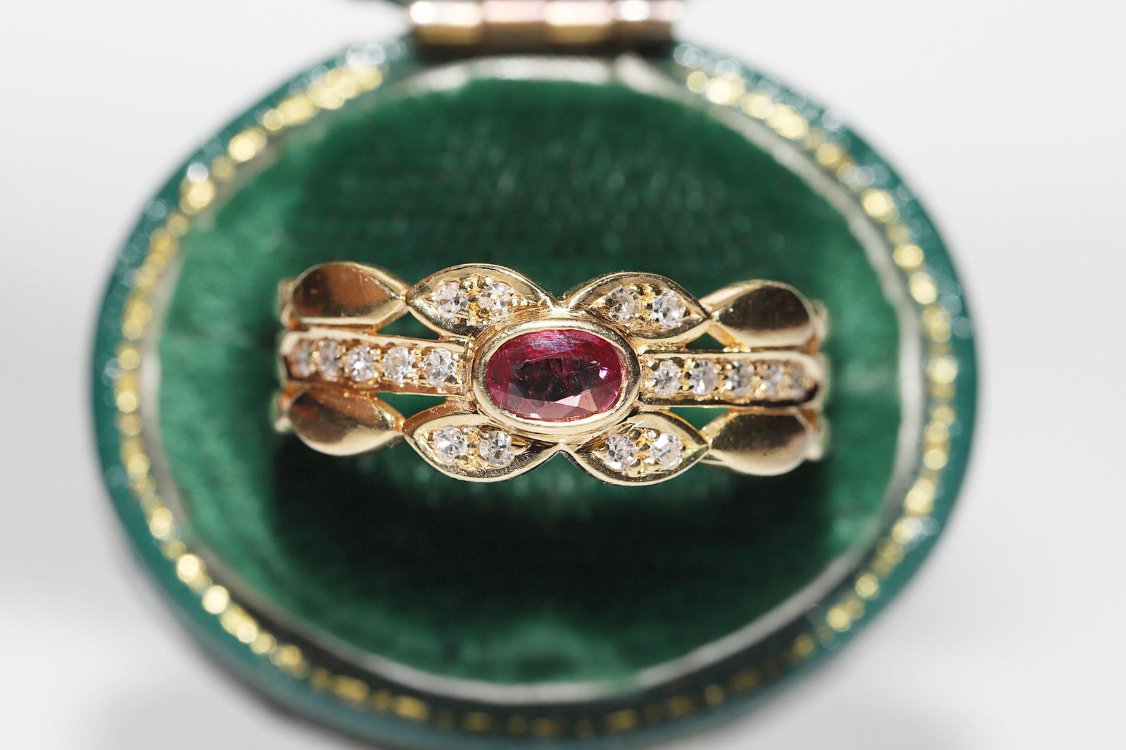 Women's Vintage Circa 1970s 18k Gold Natural Diamond And Ruby Decorated Ring  For Sale