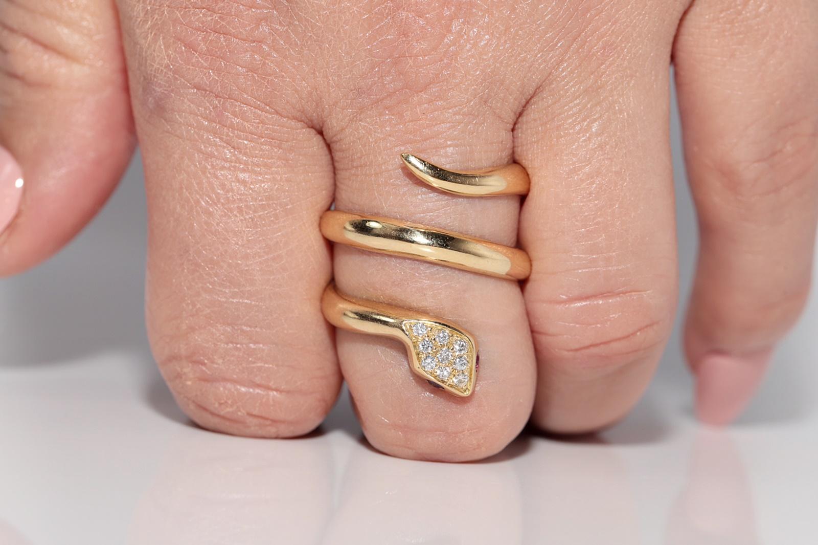 Brilliant Cut Vintage Circa 1970s 18k Gold Natural Diamond And Ruby Decorated Snake Ring For Sale