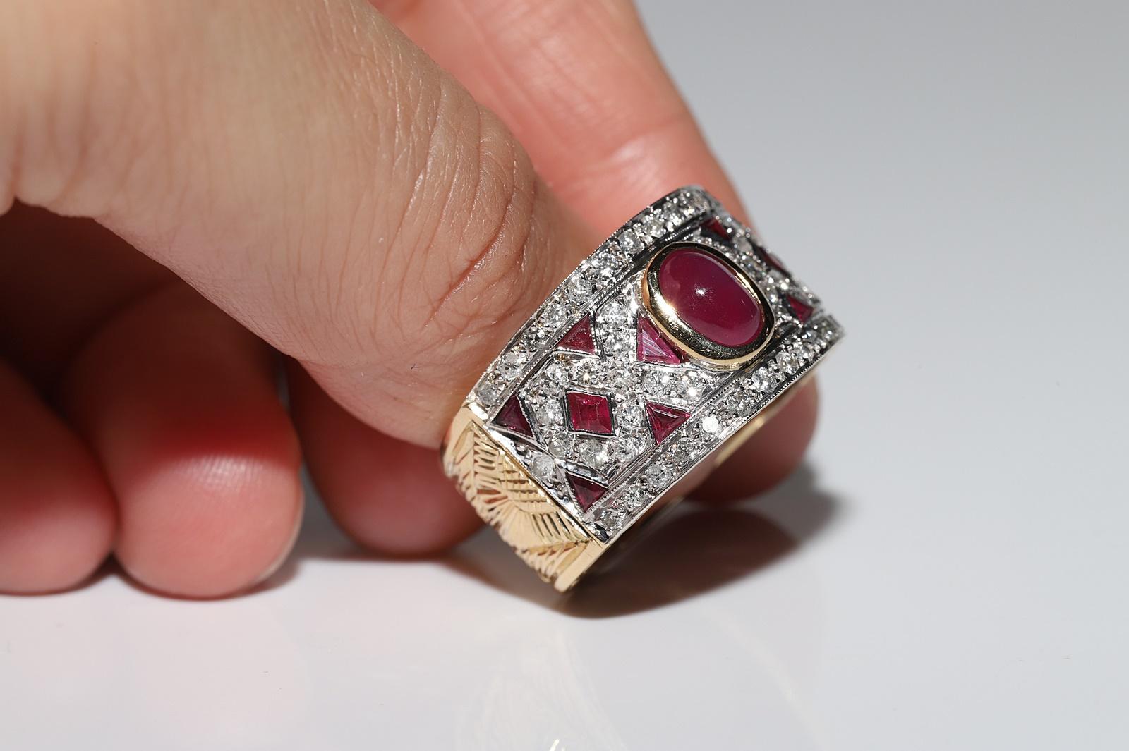 Vintage Circa 1970s 18k Gold Natural Diamond And Ruby Decorated Strong Ring  For Sale 7