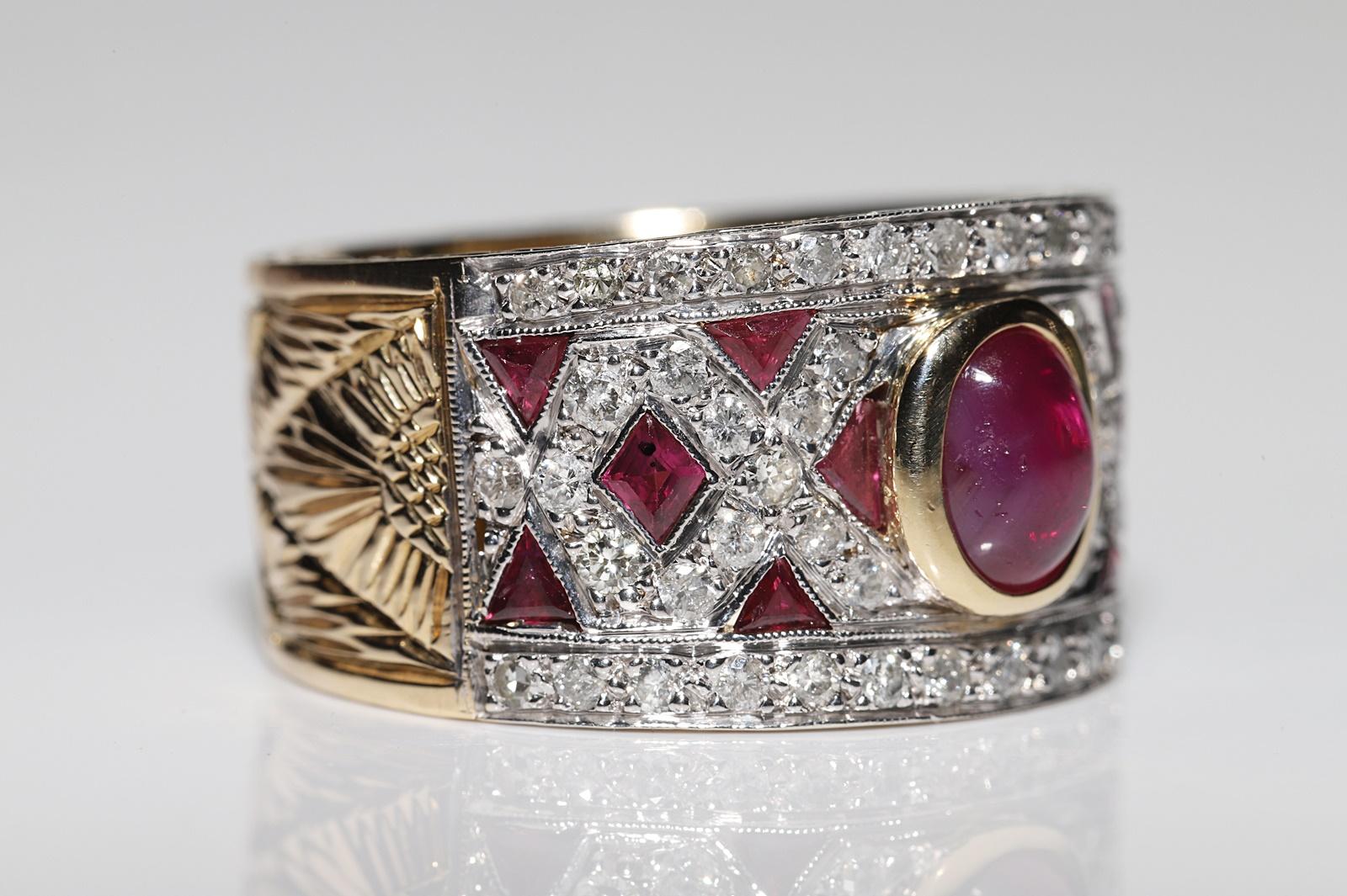 Vintage Circa 1970s 18k Gold Natural Diamond And Ruby Decorated Strong Ring  For Sale 10
