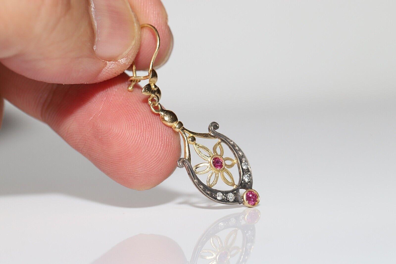 Vintage Circa 1970s 18k Gold natural Diamond And Ruby Drop Earring In Good Condition For Sale In Fatih/İstanbul, 34