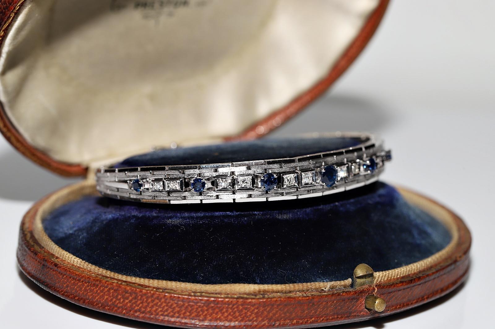 Women's Vintage Circa 1970s 18k Gold Natural Diamond And Sapphire Decorated Bracelet For Sale