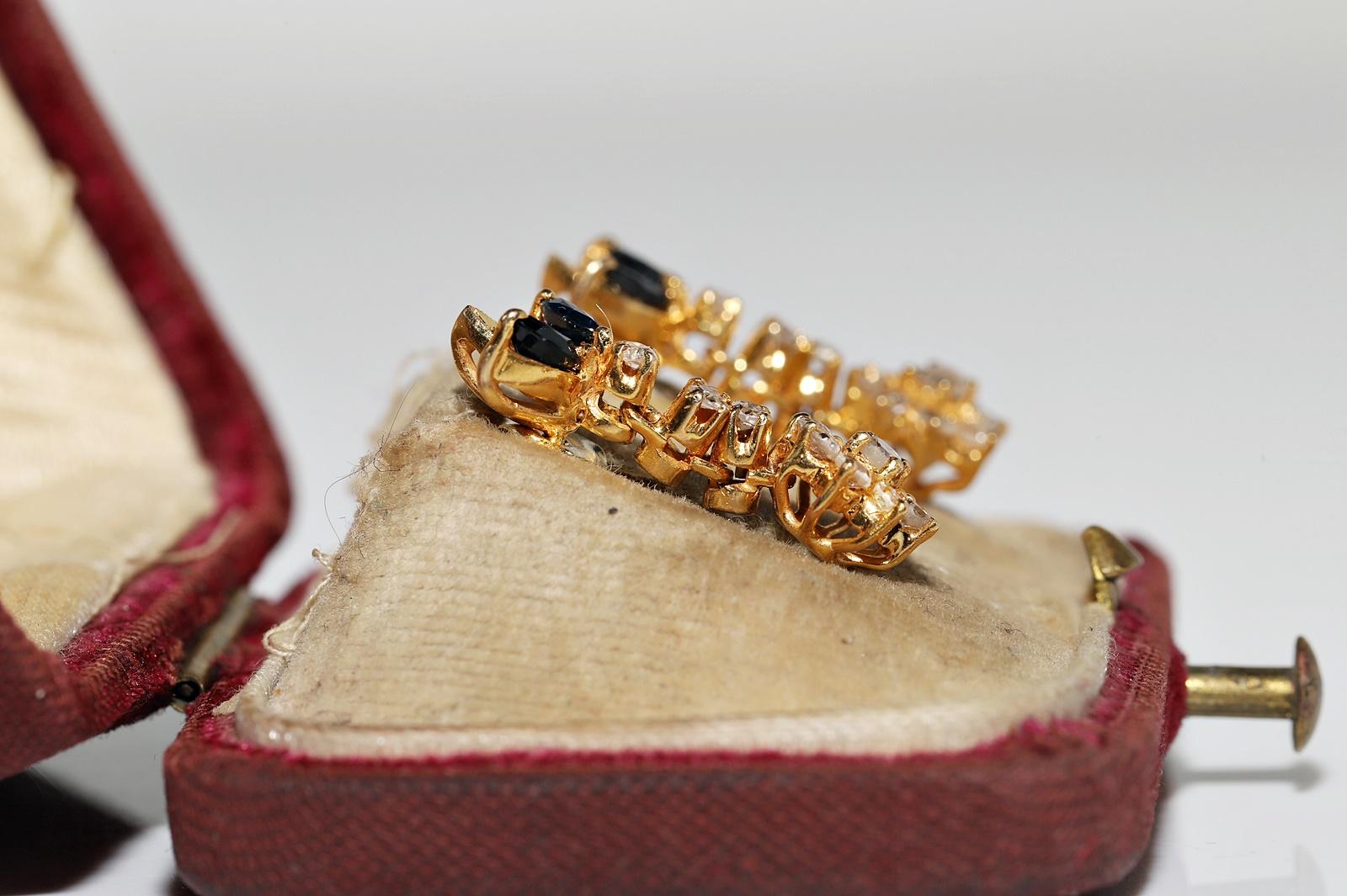 Retro Vintage Circa 1970s 18k Gold Natural Diamond And Sapphire Decorated Drop Earring For Sale