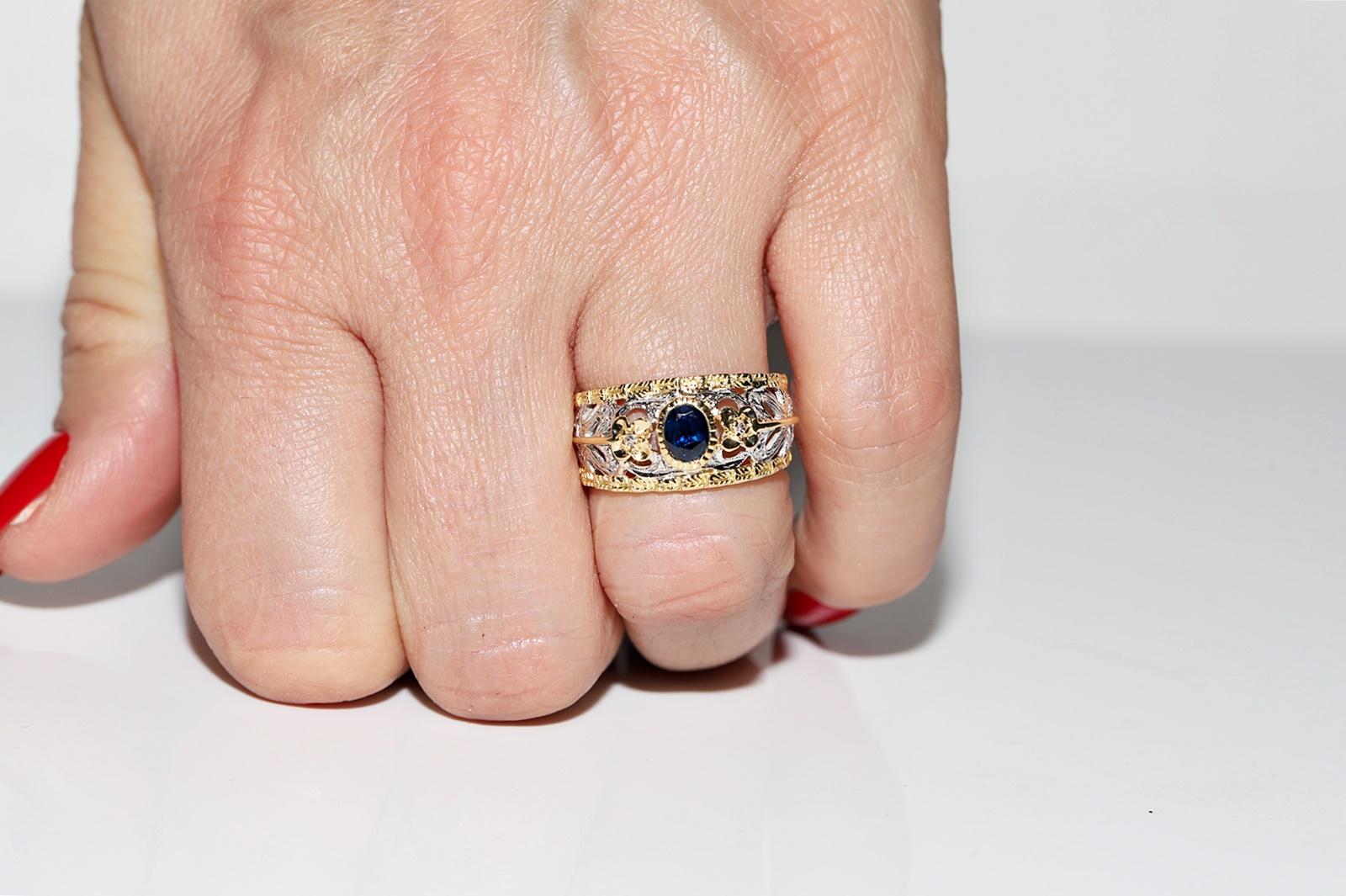 Retro Vintage Circa 1970s 18k Gold Natural Diamond And Sapphire Decorated Ring  For Sale