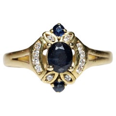 Vintage Circa 1970s 18k Gold Natural Diamond And Sapphire Decorated Ring