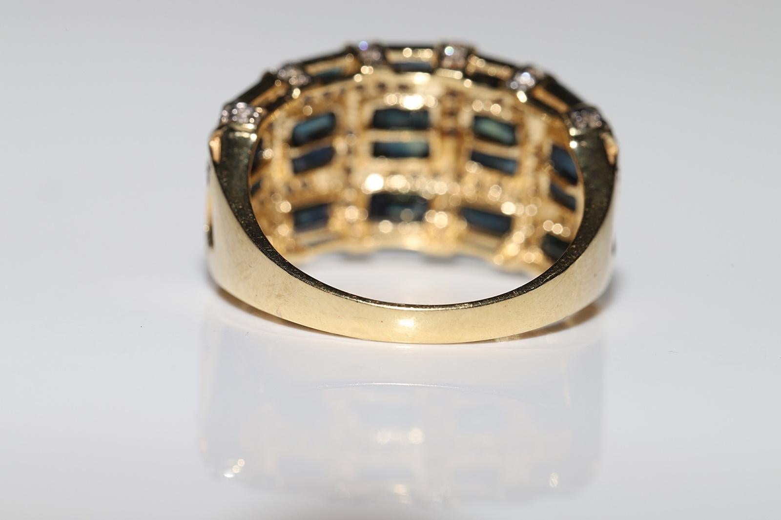 Vintage Circa 1970s 18k Gold Natural Diamond And Sapphire Decorated Strong Ring For Sale 7