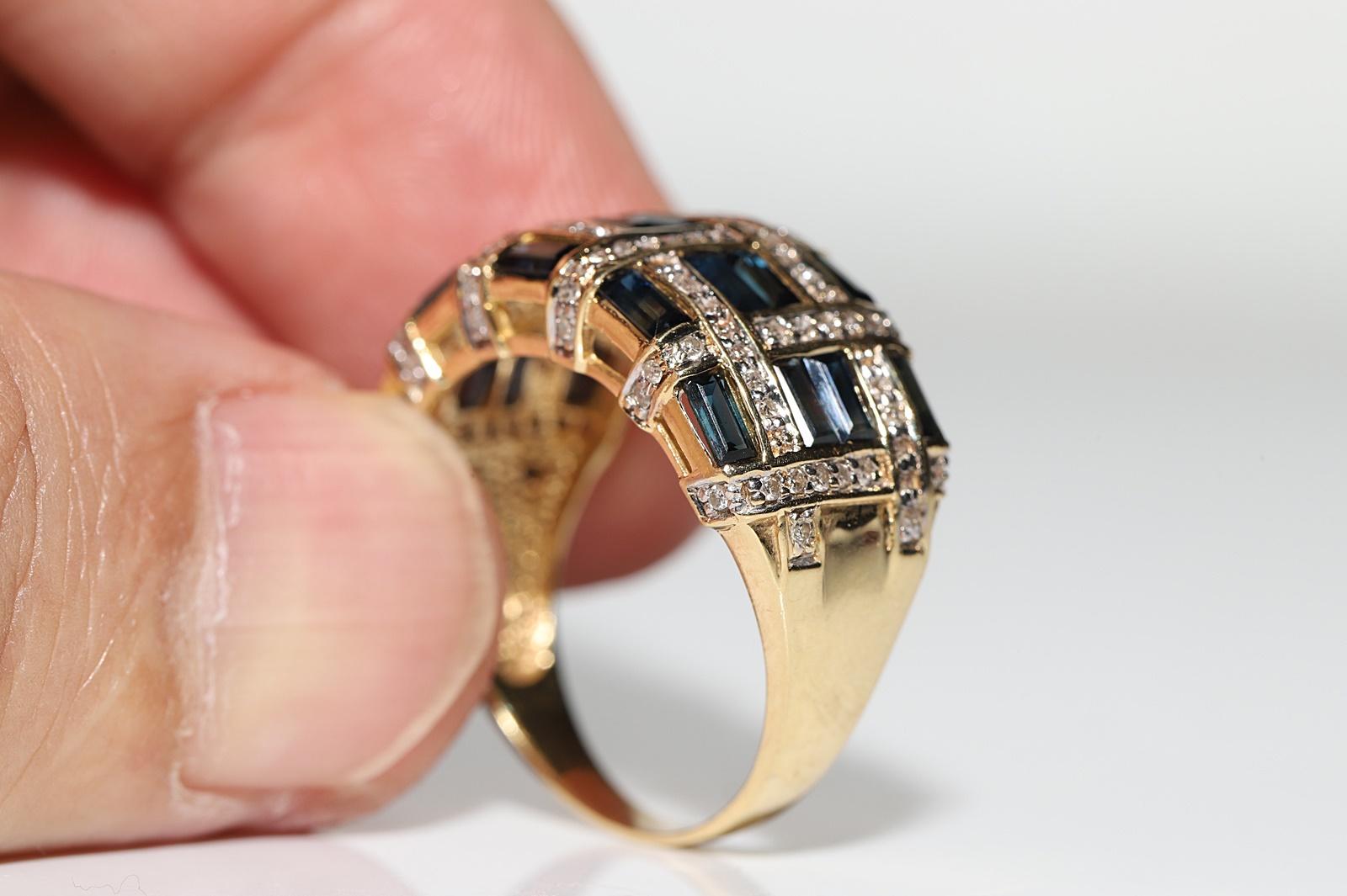 Vintage Circa 1970s 18k Gold Natural Diamond And Sapphire Decorated Strong Ring For Sale 2