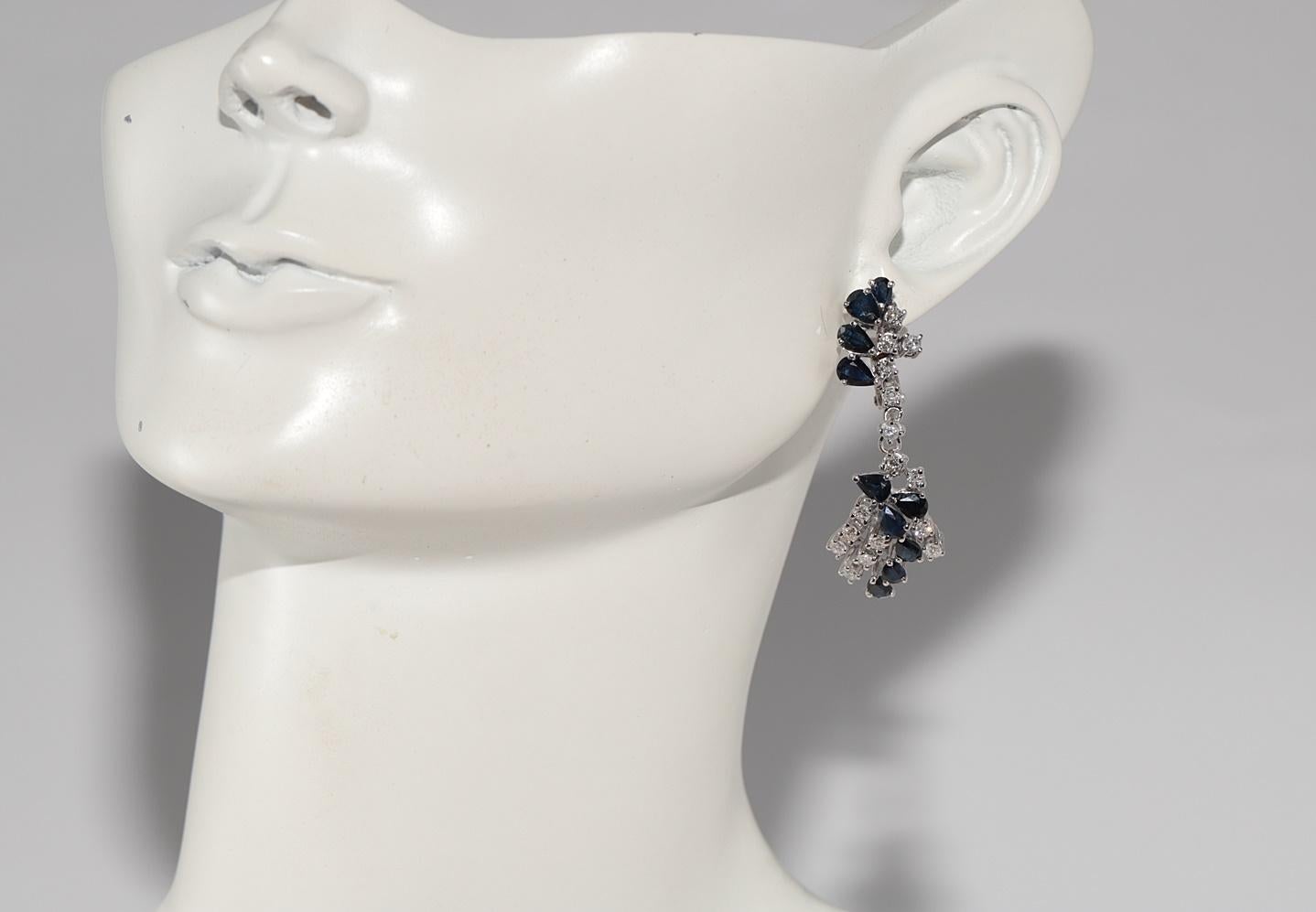 Vintage Circa 1970s 18k Gold Natural Diamond And Sapphire Drop Earring For Sale 6